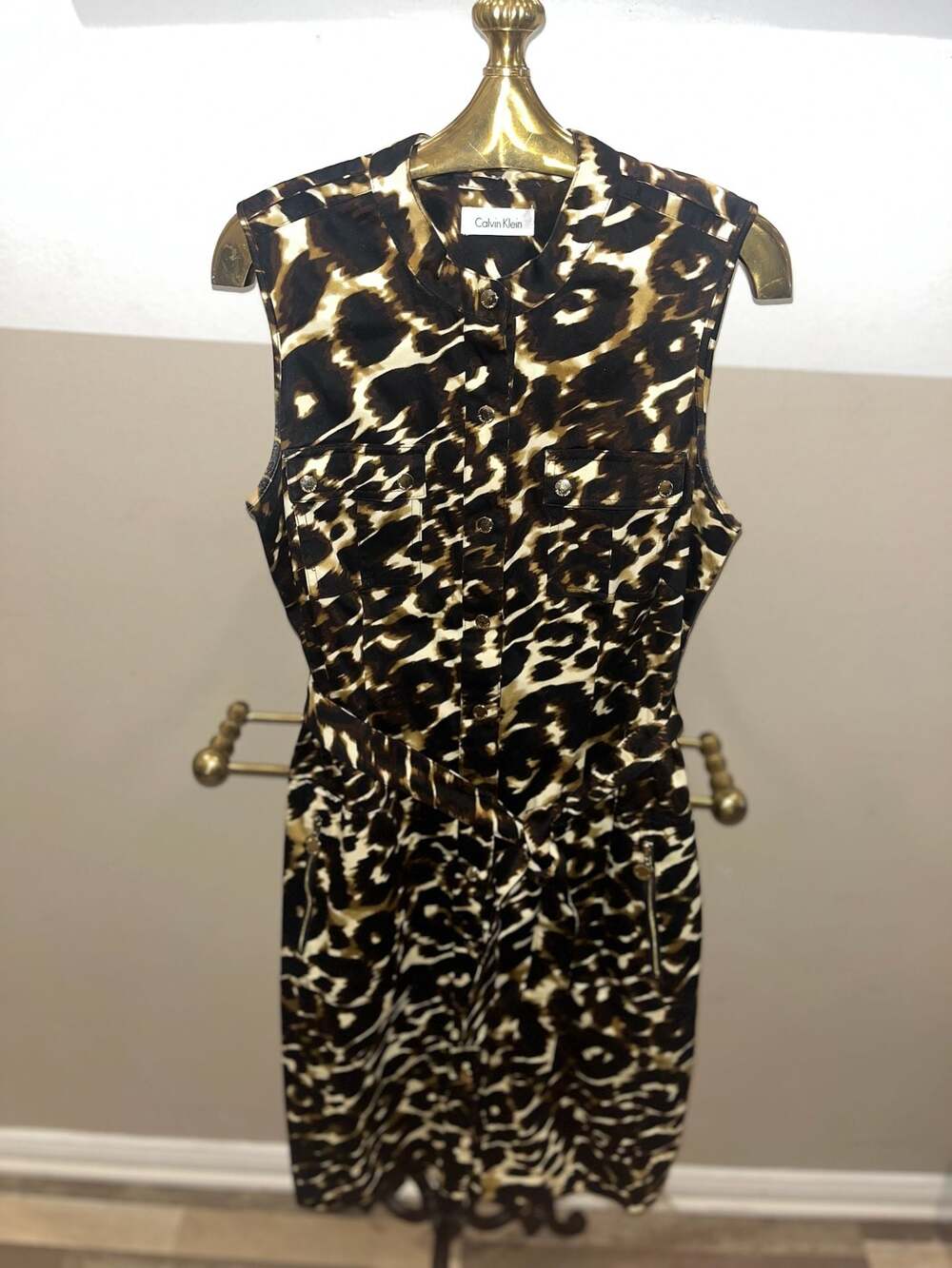 Calvin Klein Sleeveless Leopard Print Button-Down Utility Dress